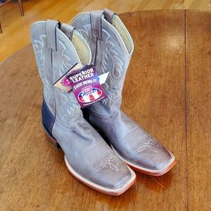 Nocona Cowboy Boots, Size 11 D, with tags